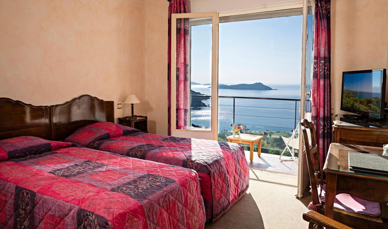Hotel Provencal Ιέρ Εξωτερικό φωτογραφία
