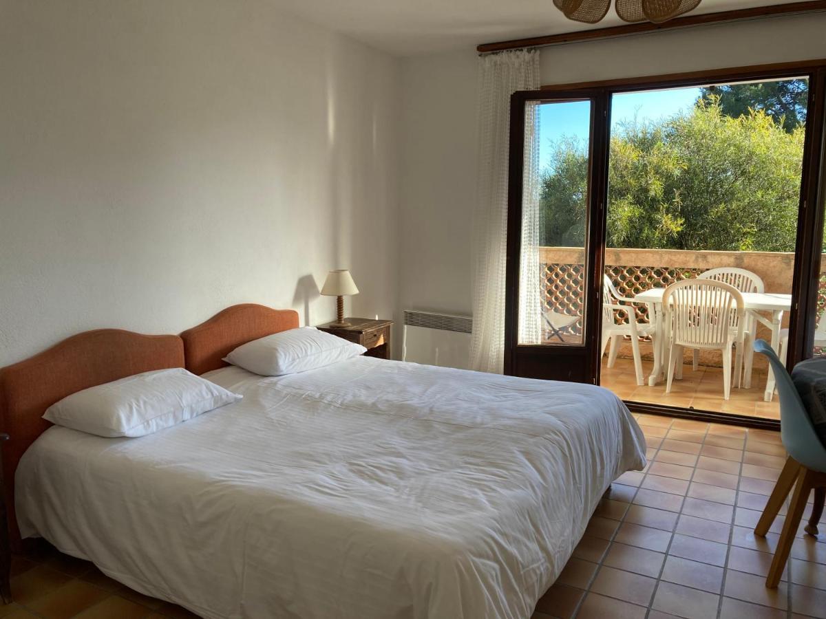 Hotel Provencal Ιέρ Εξωτερικό φωτογραφία