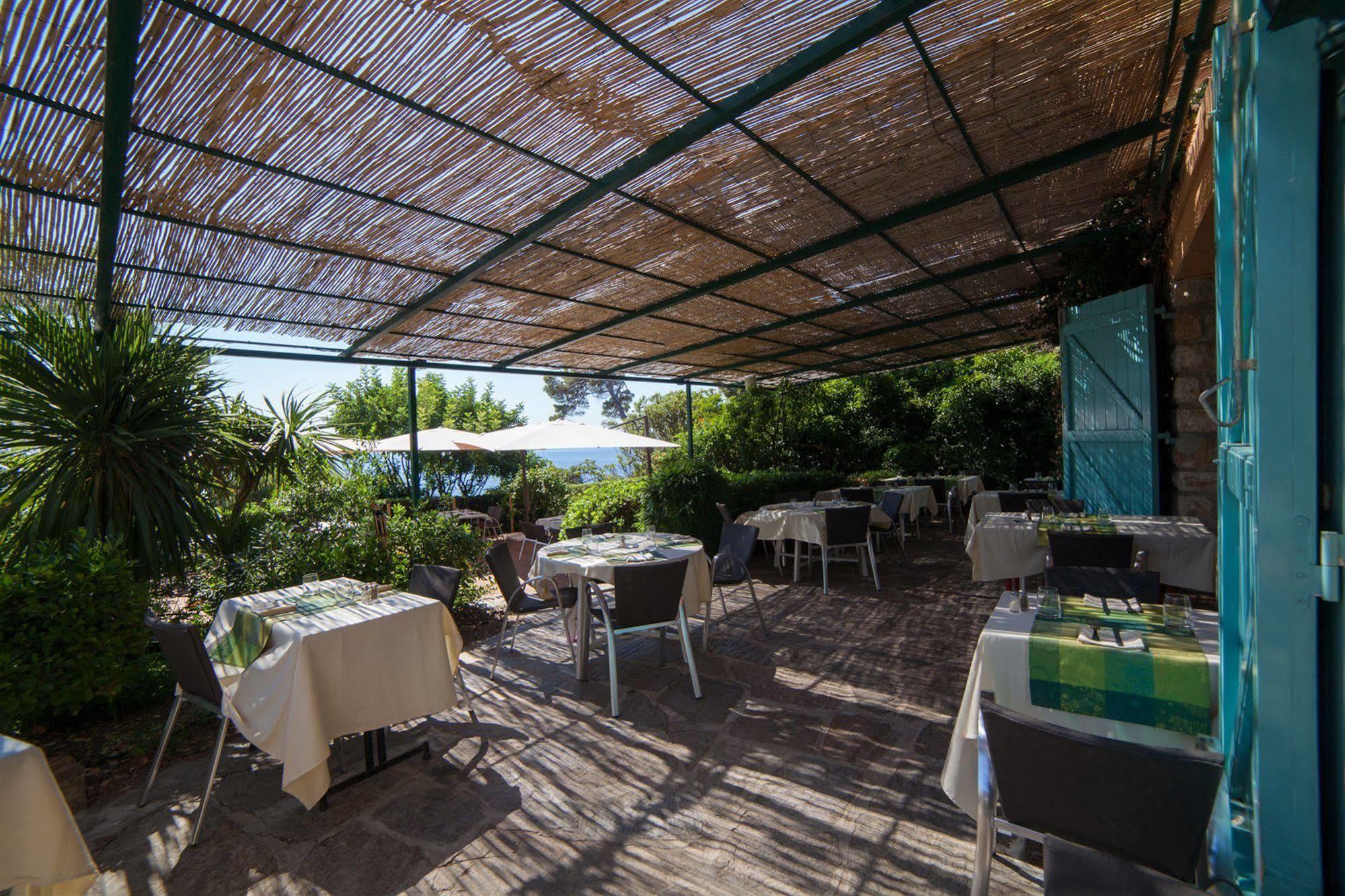 Hotel Provencal Ιέρ Εξωτερικό φωτογραφία