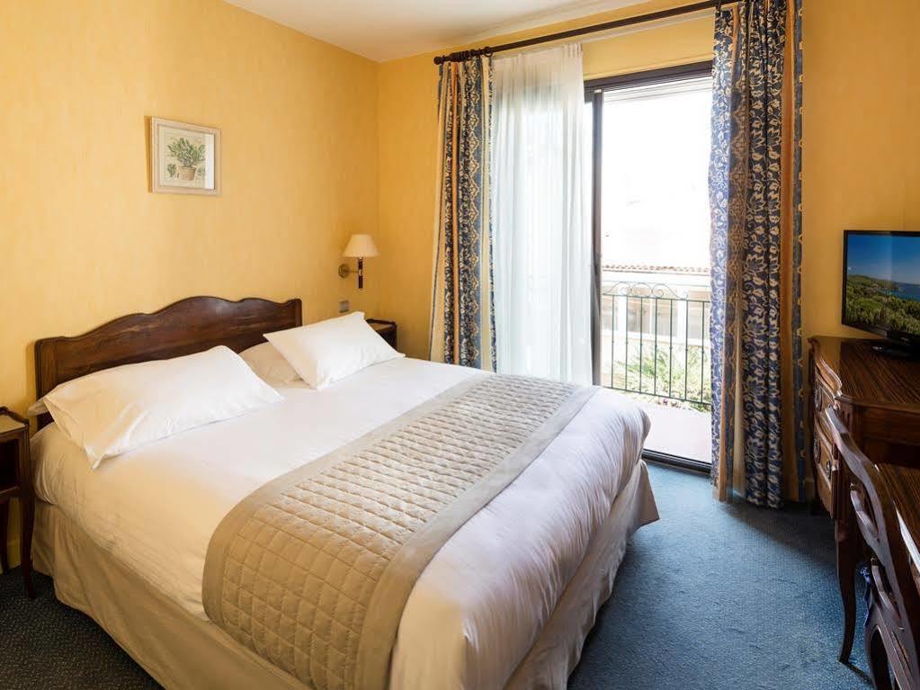 Hotel Provencal Ιέρ Εξωτερικό φωτογραφία