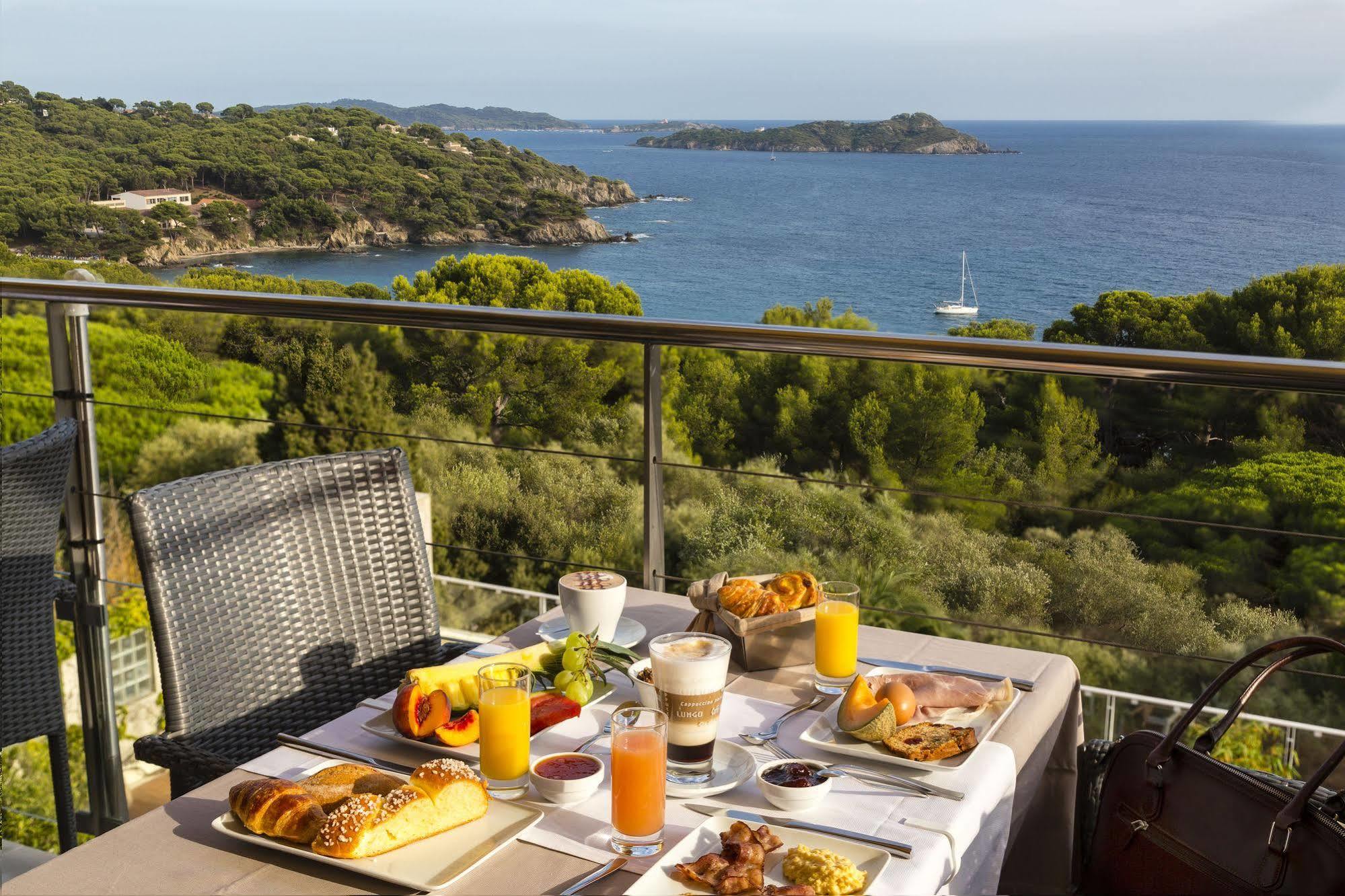 Hotel Provencal Ιέρ Εξωτερικό φωτογραφία